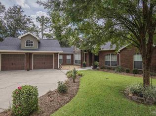 2553 Rosedown Dr, Cantonment, FL 32533