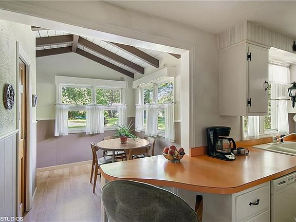 5th image of 5115 Ledge Ln