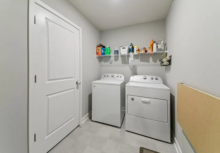 17090 Dysart Pl — Photo 12