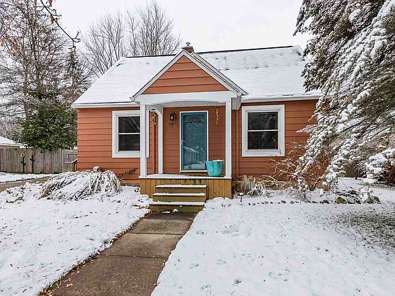 3rd image of 606 E Saint Andrews Rd