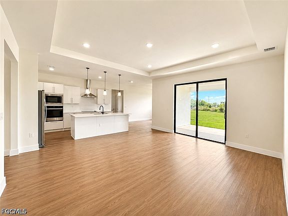 4th image of 7013 Alpine Ct