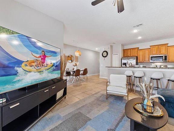 3rd image of 8847 Candy Palm Rd