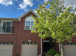 972 Enfield Dr UNIT 972, Northbrook, IL 60062