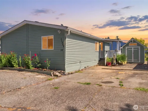 11509 20TH Avenue Ct E #32, Tacoma, WA 98445