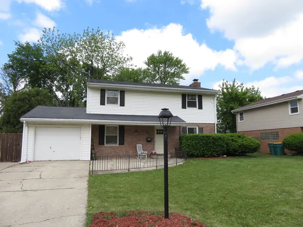 803 Junie Ct, Joliet, IL 60435