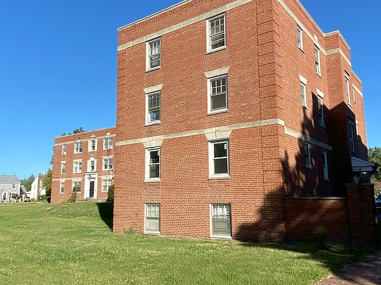 2661 South St SE #J — Photo 22