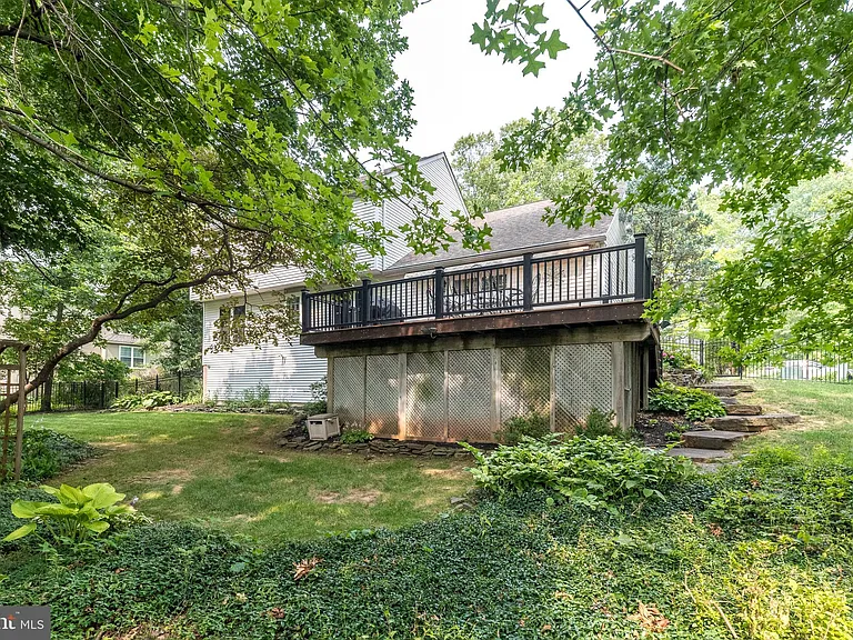 100 Live Oak Dr — Photo 63