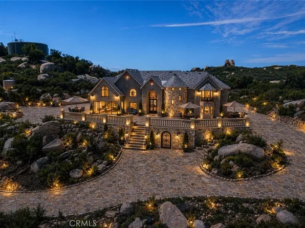 42125 Calle Paramo, Murrieta, CA 92562