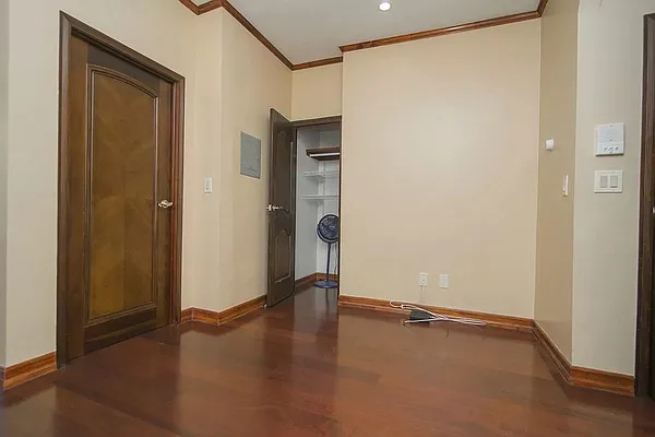 Rented by Voro New York | media 9