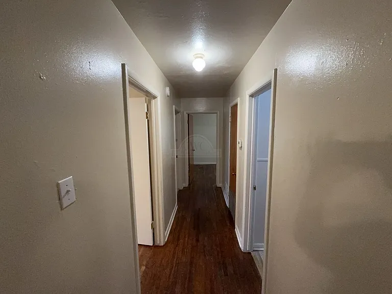 408 Allen St — Photo 10