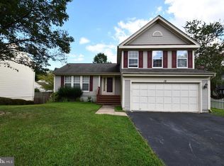 16 Woods Edge Ct, Stafford, VA 22554