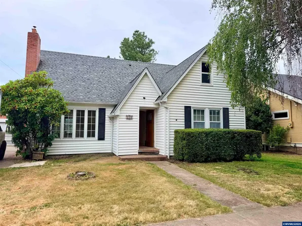 399 24th St NE, Salem, OR 97301