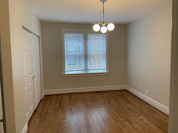 2nd image of 318 S Hanley Rd APT 1S