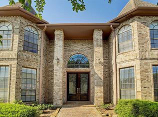 4613 Burning Tree Dr, Baytown, TX 77521