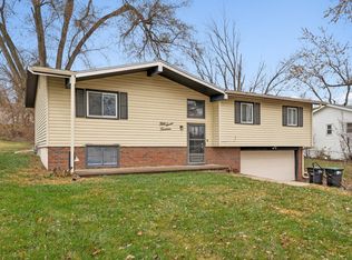 5714 N 50th St, Omaha, NE 68104