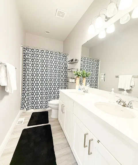 740 SE Nordmann Loop — Photo 30