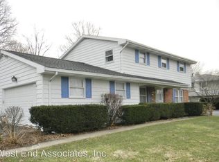 1263 Divot Dr, Allentown, PA 18106