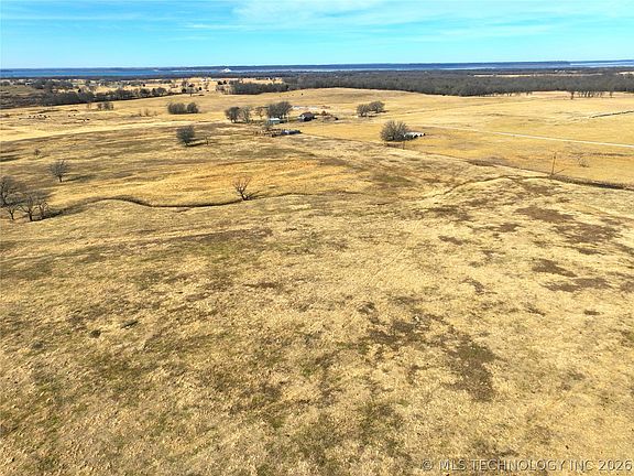 4th image of 2 S 4190th Rd