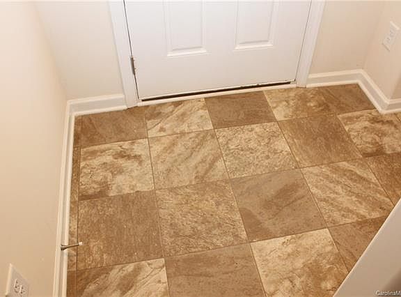 5th image of 4511 Clymer Ct