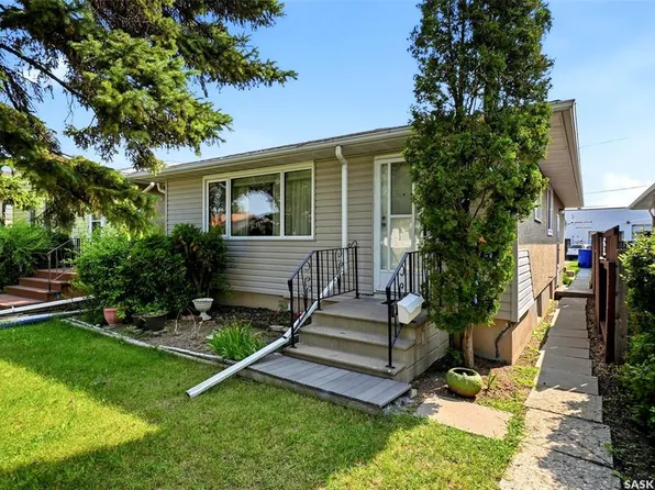 273 Angus STREET, Regina, SK S4R 3K5