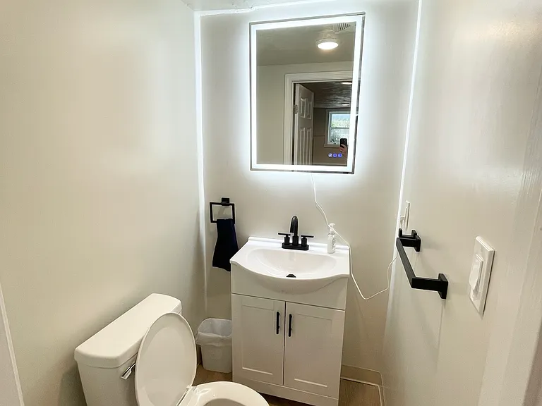 McLane Manor — Photo 19