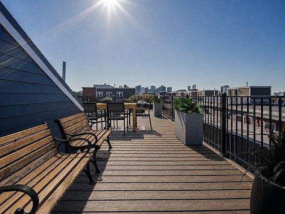 2nd image of 59 Gove St #4