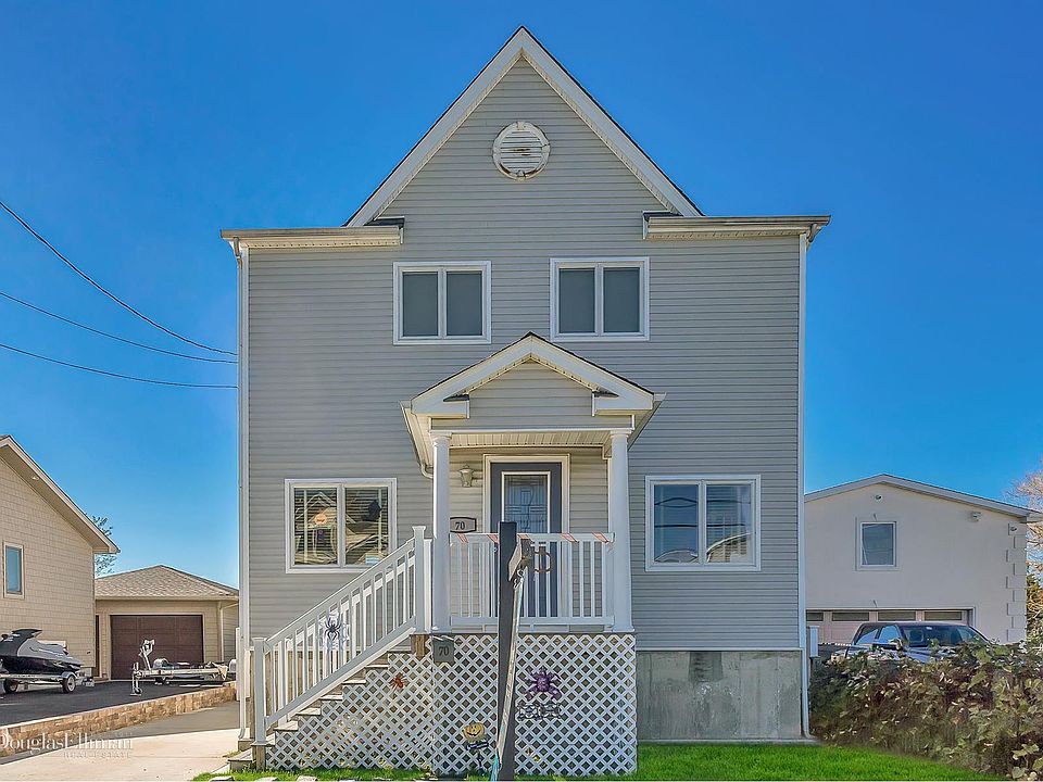 1st image of 70 Bayview Ave
