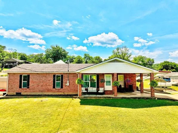 18189 2nd Street, Eminence, MO 65466