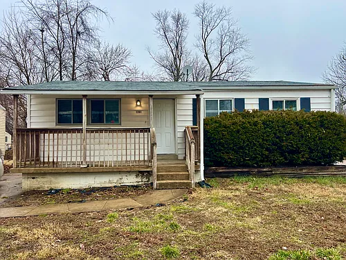 1201 Baron Ave Photo 1
