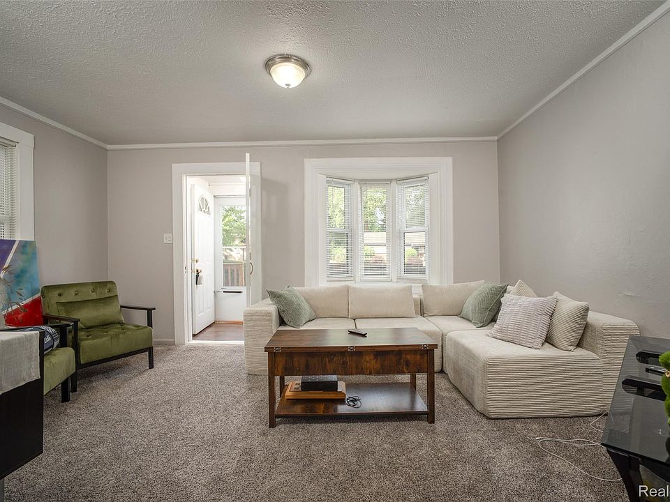 2814 Crooks Rd, photo 5
