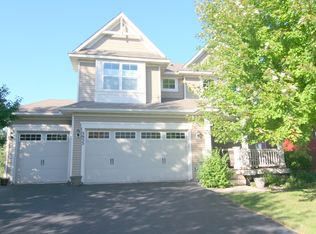 3953 Valencia Ln, Chaska, MN 55318