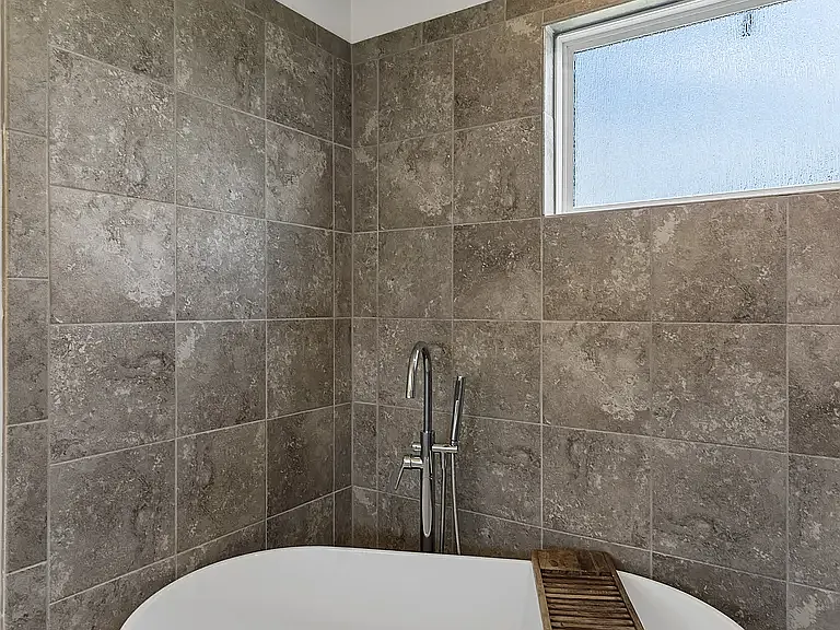 3041 Commonwealth Dr — Photo 43
