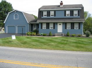 920 W Mountain Rd, Queensbury, NY 12804