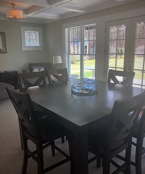 Hughes Ct — Photo 9