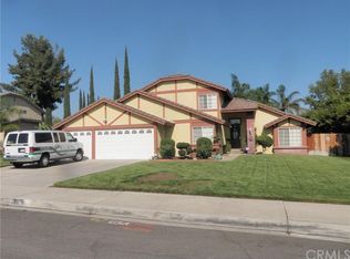 909 N Teakwood Ave, Rialto, CA 92376