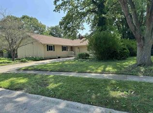 2707 W Woodbridge Dr, Muncie, IN 47304