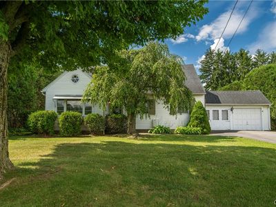 9364 Sessions Rd, New Hartford, NY, 13413