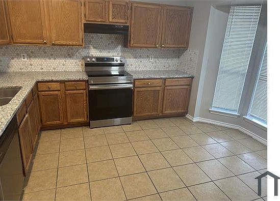 4th image of 407 Chancellorsville Dr