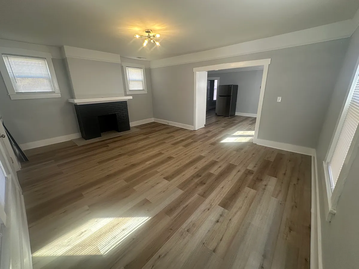 Building Photo - 425 Tombigbee St