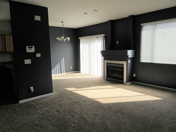3rd image of 4241 Sparrow Hawk Dr #9