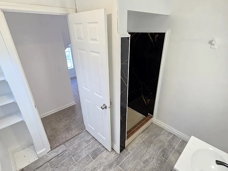 15763 Robson St — Photo 14