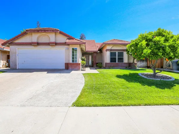 225 Reardon St, Oakdale, CA 95361