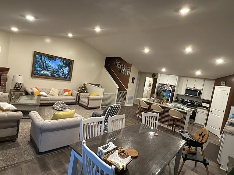 14250 Cheshire Ln N — Photo 18