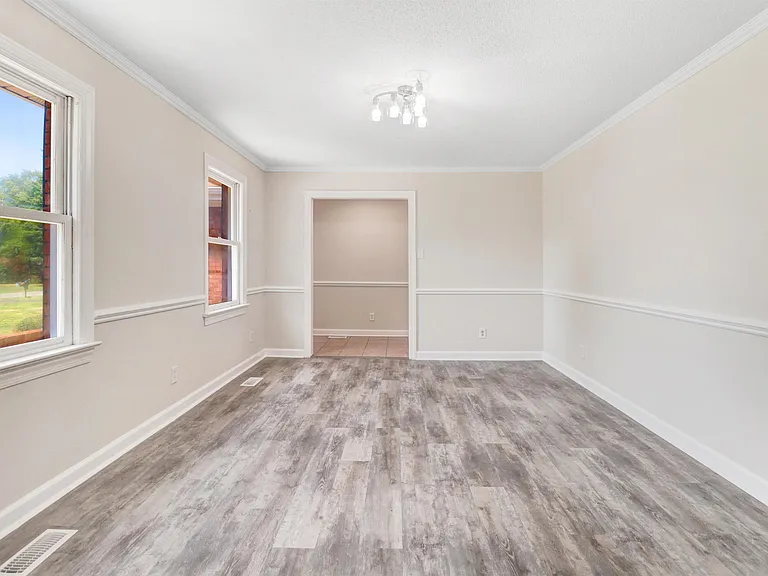 302 Cedar Rd — Photo 11