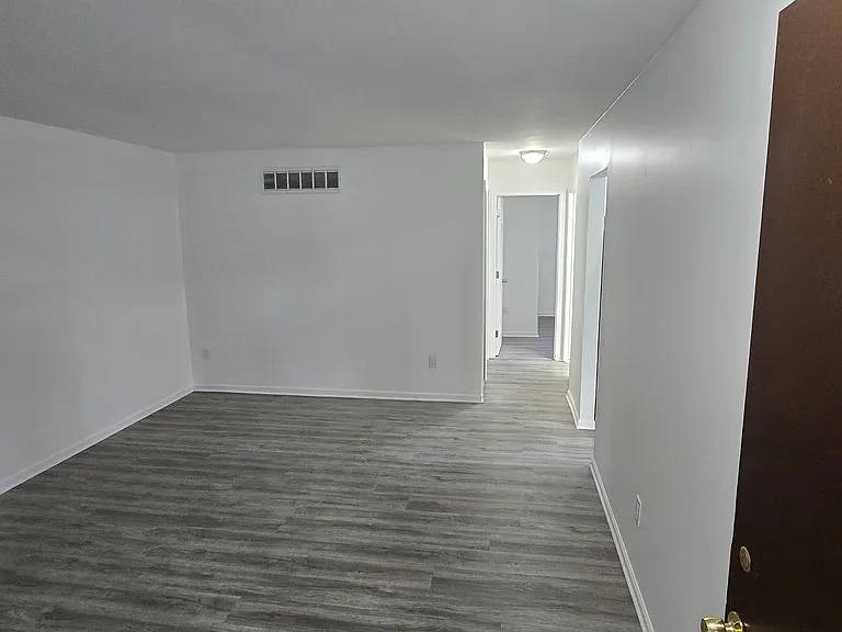 24924 Greater Mack Ave — Photo 3
