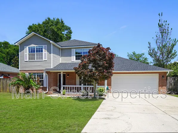 5320 Powrie Dr, Pensacola, FL 32504