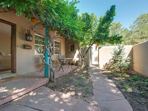 2nd image of 218 Sombrio Dr