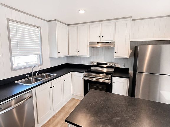 2nd image of 8530 W 85th St S #38