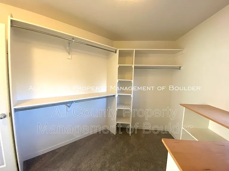 519 Sierra Ave — Photo 25