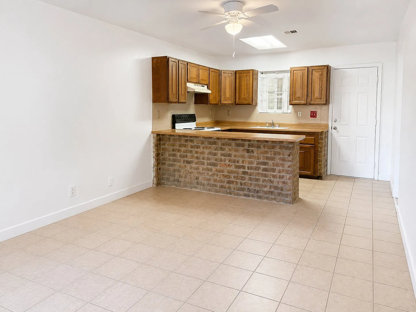 210 Archibald Street - 1 — Photo 2